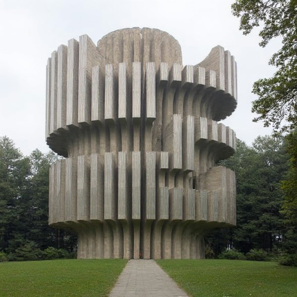 Brutalist Monument Flux - V1