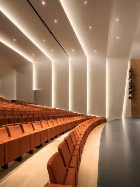 JJ's Theater - XL v1.0